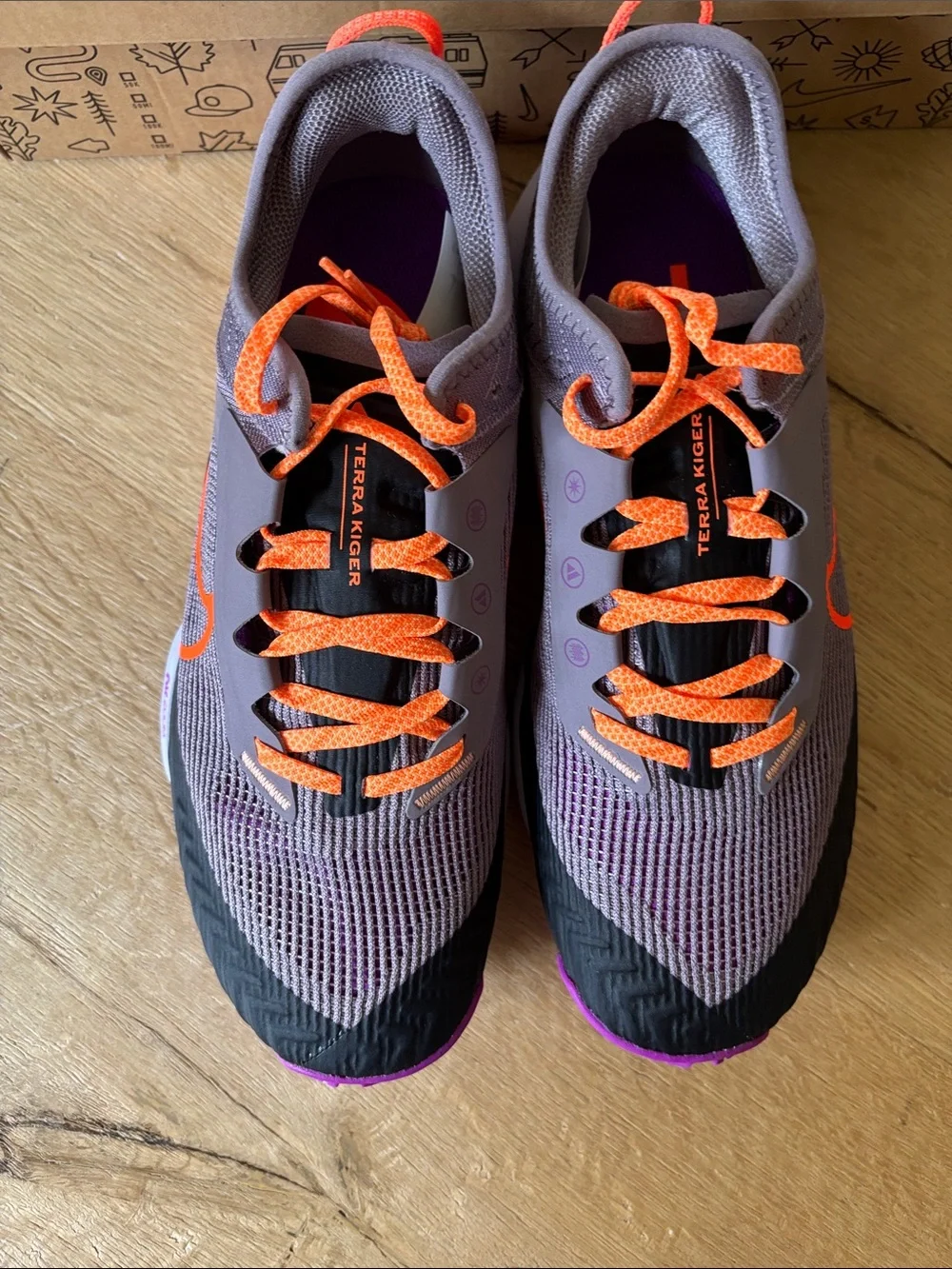 Nike Air Zoom Terra Kiger 8 Trail Runners New in box